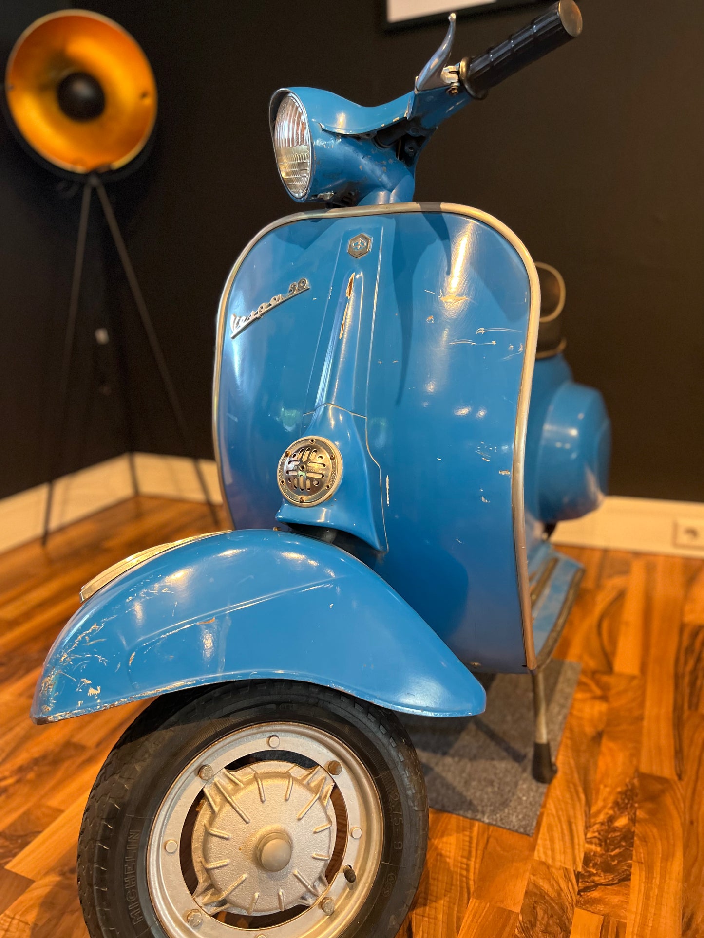 Vespa V50 Rundlicht | Original Lack | Bj. 1973