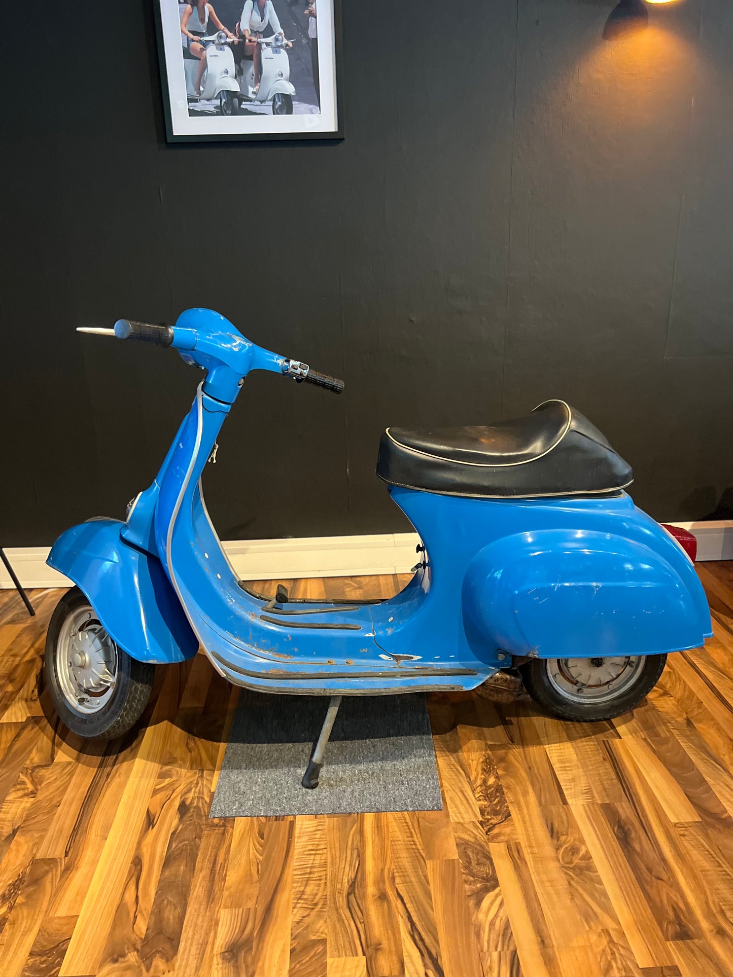 Vespa V50 Rundlicht | Original Lack | Bj. 1973