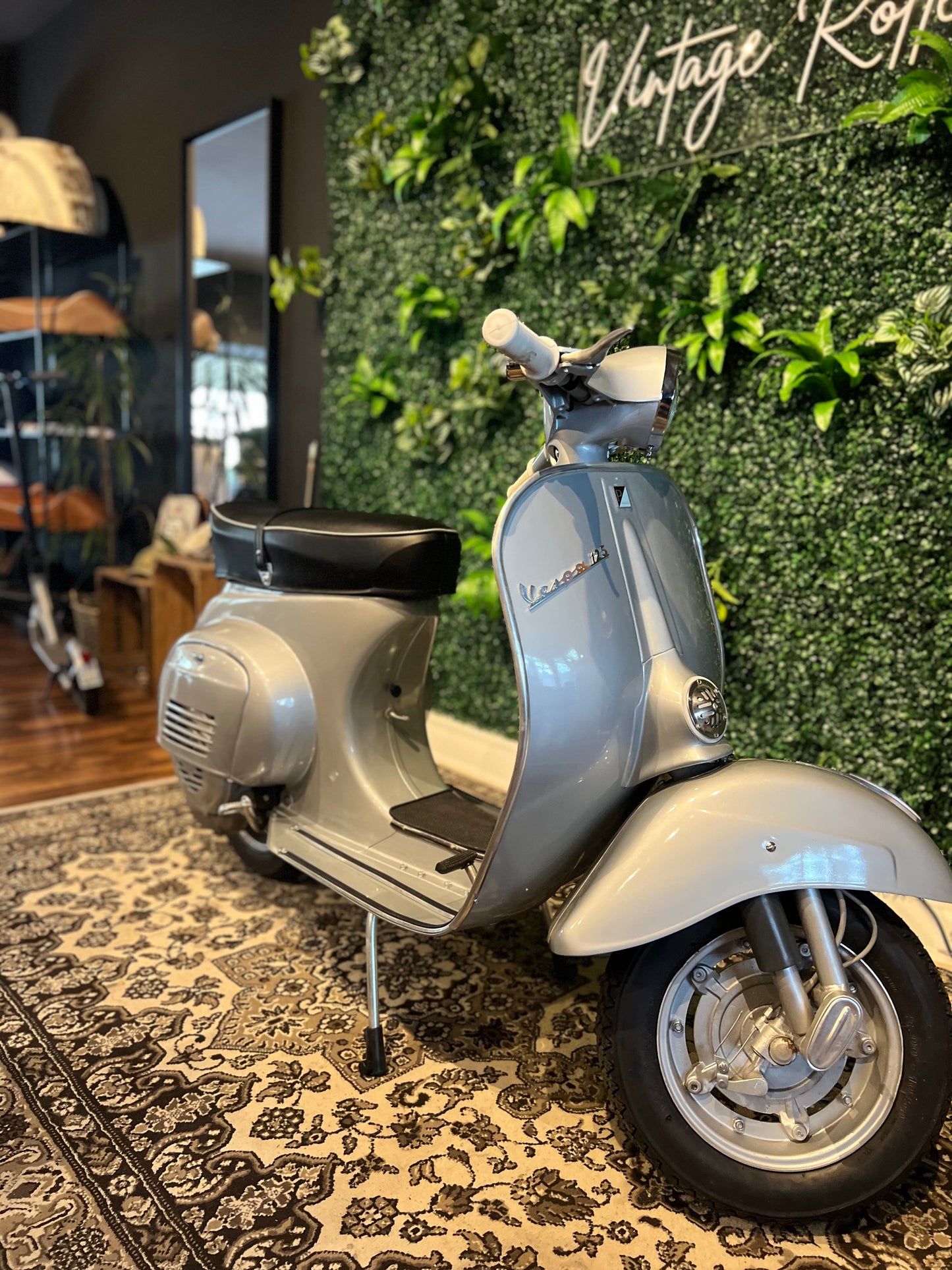 Vespa Nuova 125 | Vollrestauriert - Bj. 1965