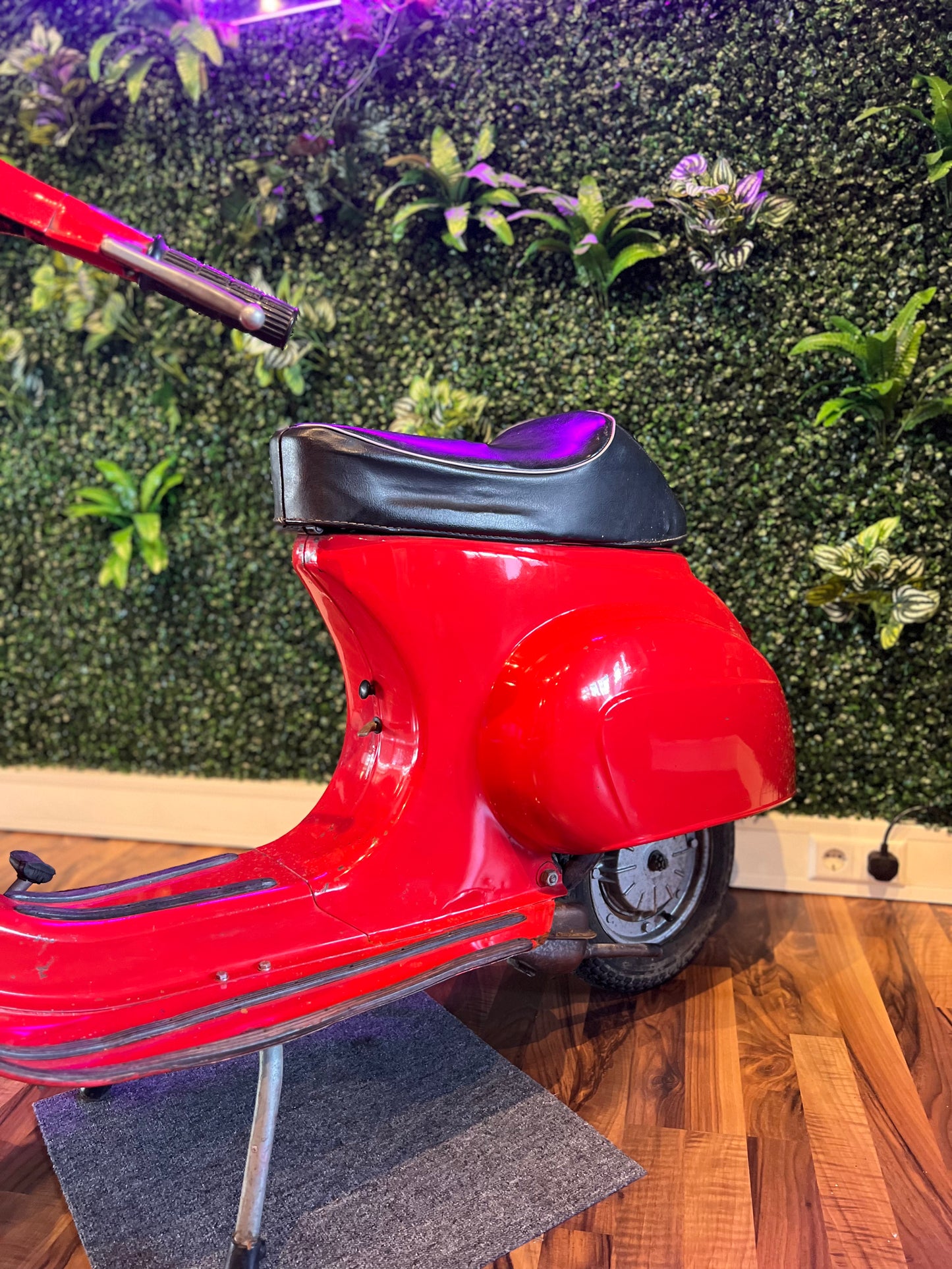 Vespa V50 Rundlicht | Original Lack | Bj. 1977