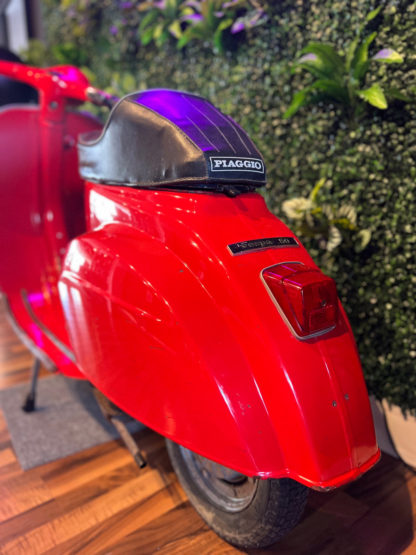 Vespa V50 Rundlicht | Original Lack | Bj. 1977