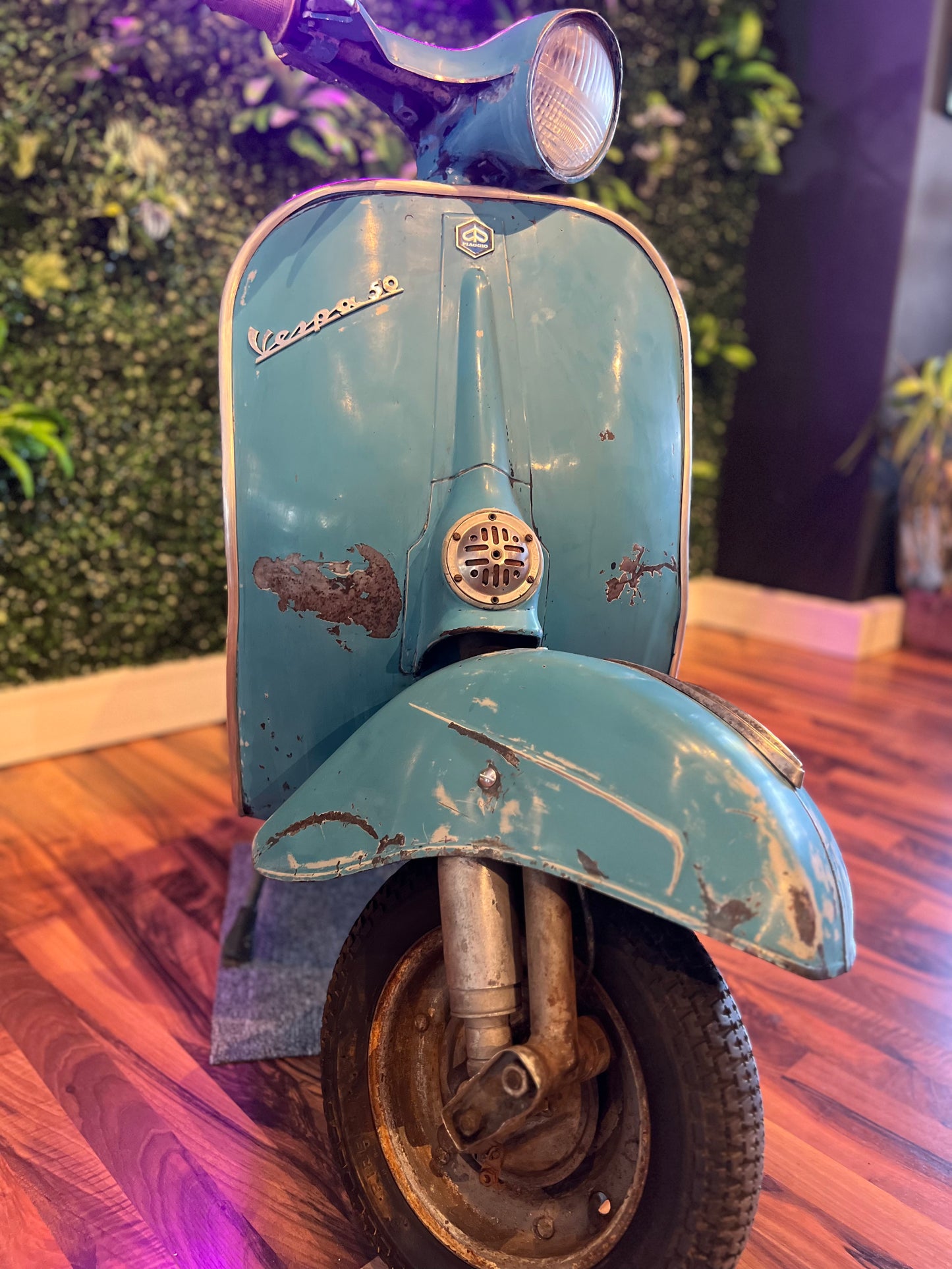 Vespa V50 Rundlicht | Original Lack | Bj. 1970