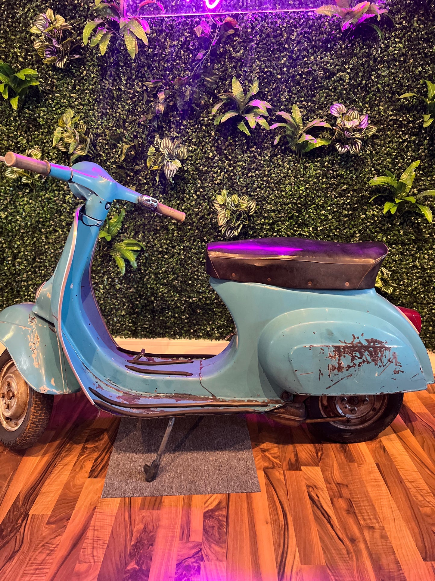Vespa V50 Rundlicht | Original Lack | Bj. 1970