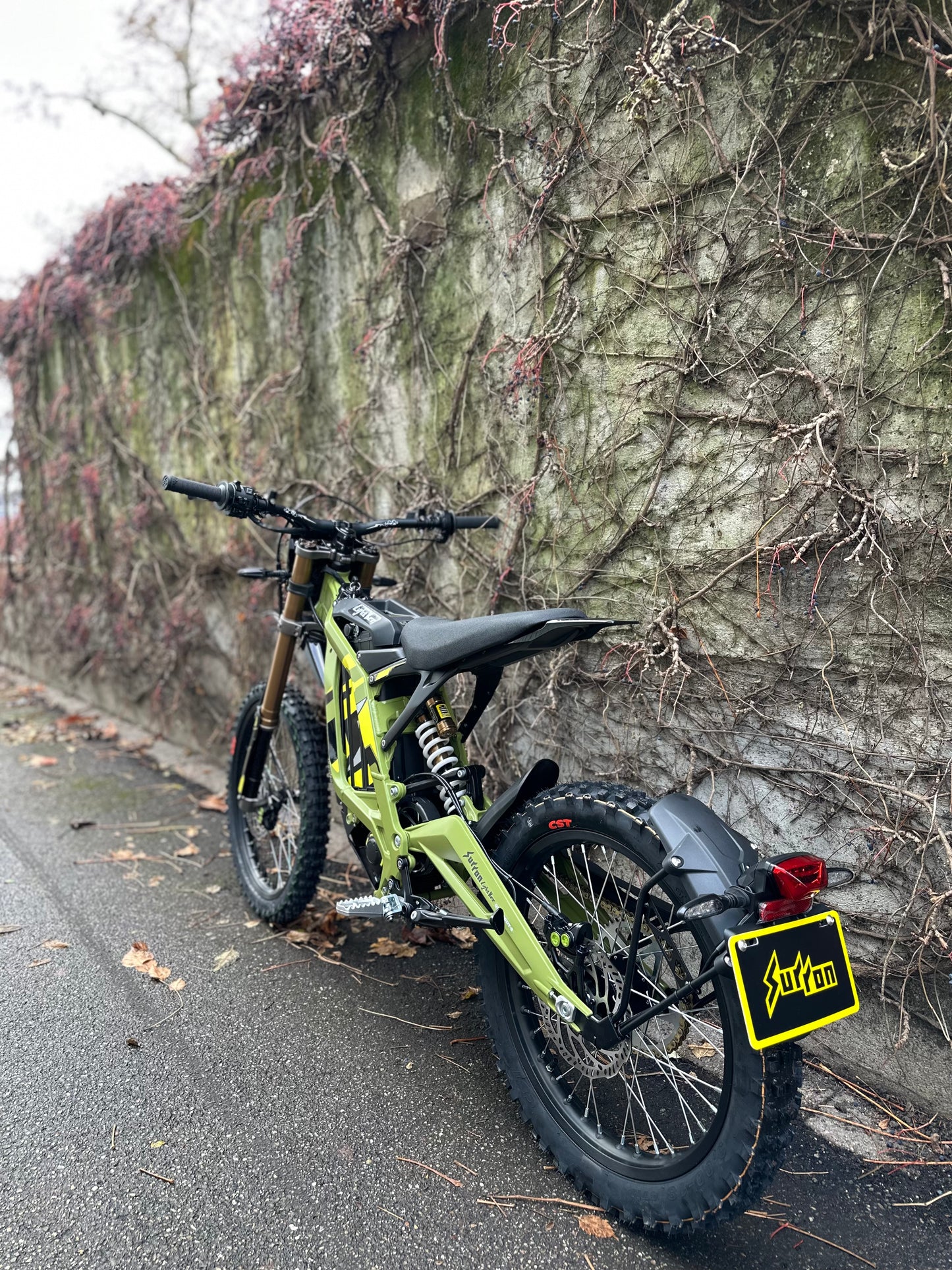 SUR-RON LIGHT BEE L1E 40AH 2025 MODELL