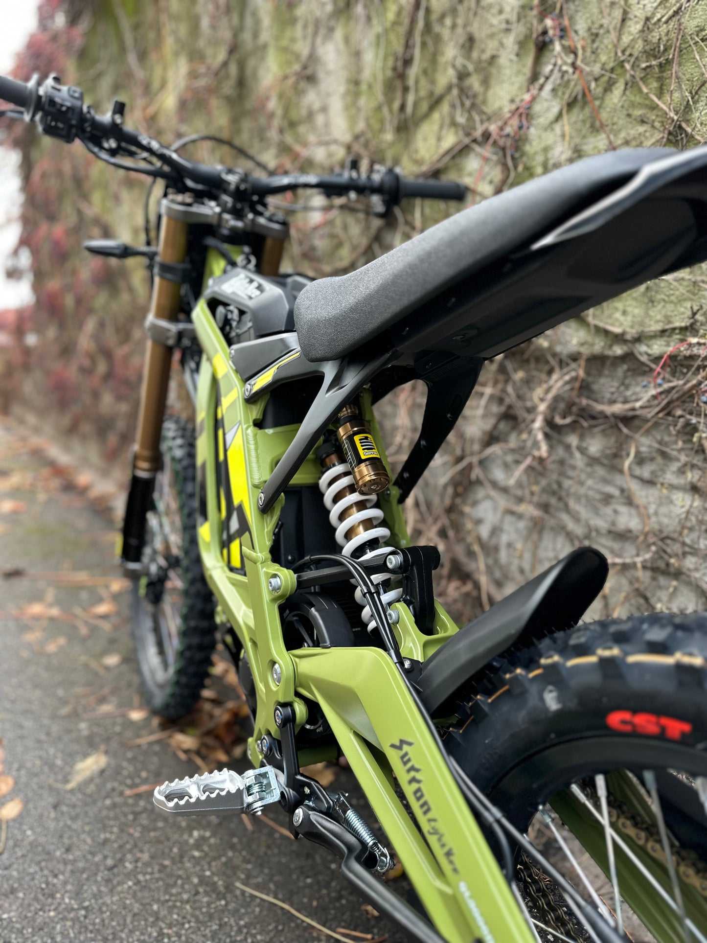 SUR-RON LIGHT BEE L1E 40AH 2025 MODELL