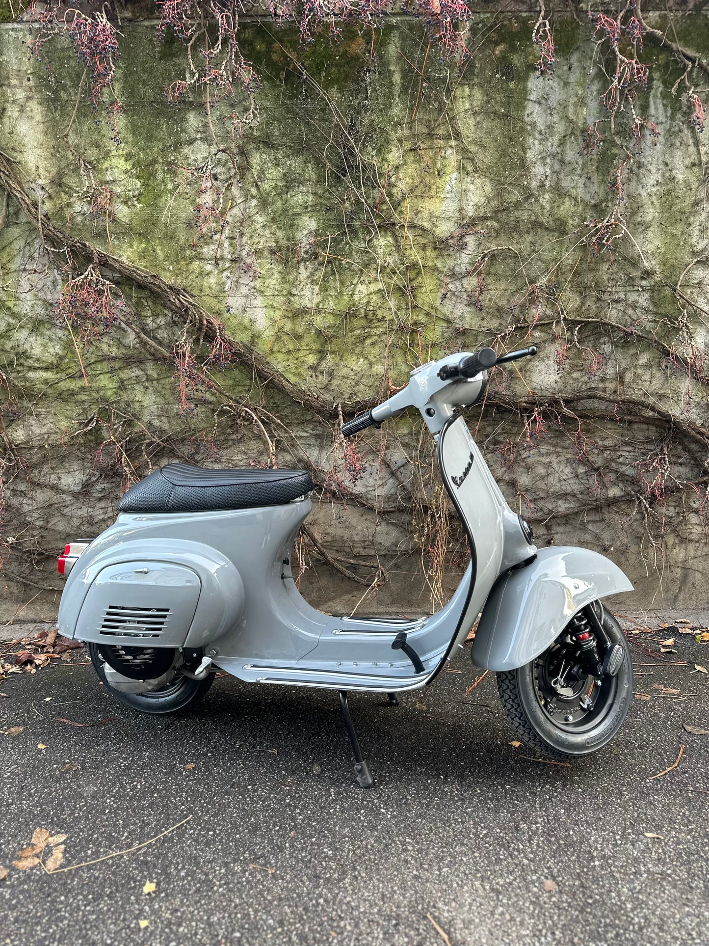 Vespa 125 | Vollrestauriert - Bj. 1979