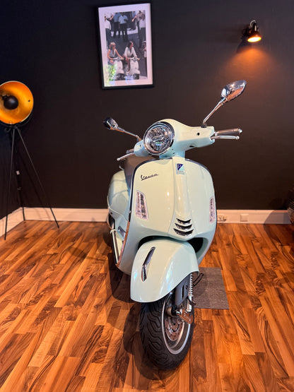 Vespa GTS 300