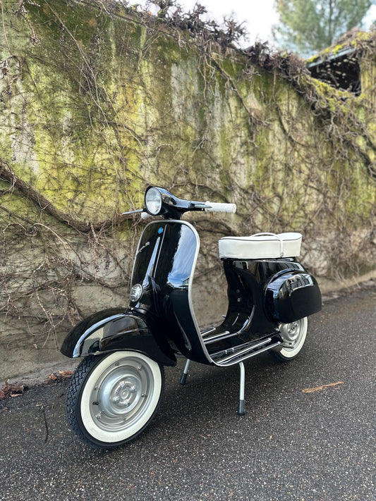 Vespa V50 Rundlicht | Vollrestauriert - Bj. 1970