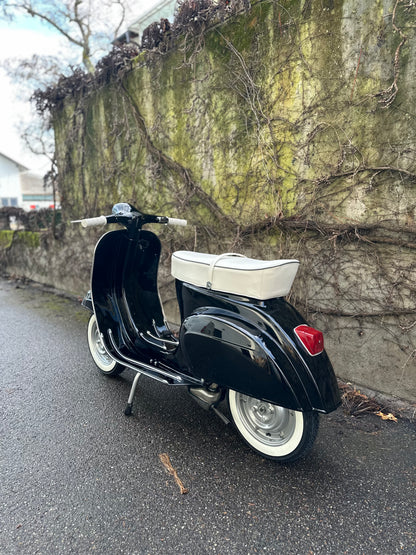 Vespa V50 Rundlicht | Vollrestauriert - Bj. 1970