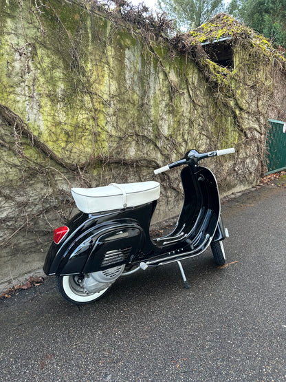 Vespa V50 Rundlicht | Vollrestauriert - Bj. 1970