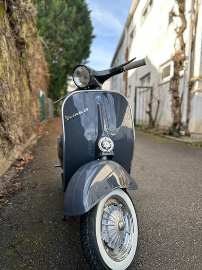 Vespa V50 Rundlicht | Vollrestauriert - Bj. 1969
