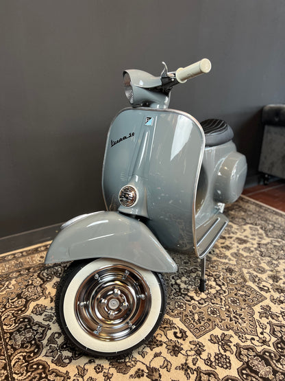 Vespa V50 Rundlicht | Vollrestauriert - Bj. 1972