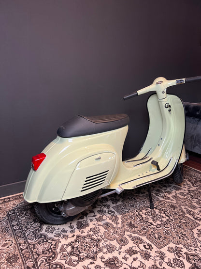 Vespa V50 Rundlicht | Vollrestauriert - Bj. 1970